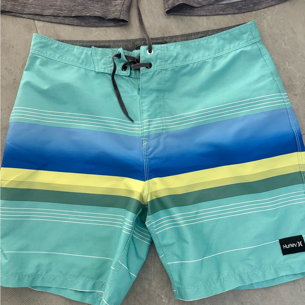 Hurley Men's Aqua and Blue Striped Board Shorts